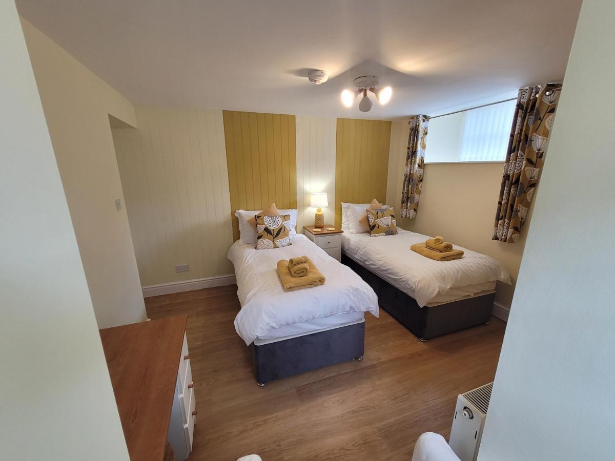 אברארון Llys Bach Apartment At Llys Aeron מראה חיצוני תמונה